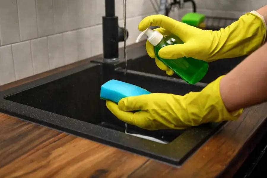 How To Keep Your Apartment Clean Between Professional Visits Overland Park, KS How To Keep Your Apartment Clean Between Professional Visits Overland Park, KS